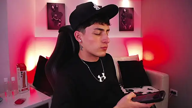 MateoMitchell online show from January 16, 4:38 am