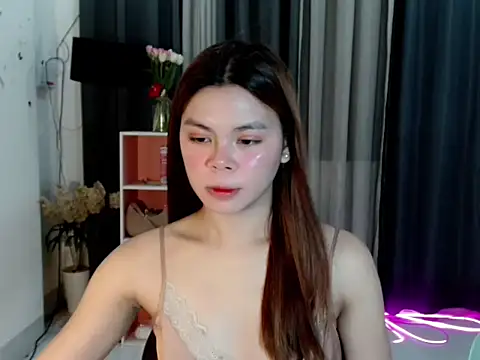 Snapshot of buttycamillex chatting on June 14, 8:11 pm buttycamillex online show from June 14, 8:11 pm