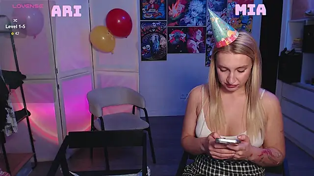 Snapshot of cherry_ruby88 chatting on October 18, 1:34 pm cherry ruby88 online show from October 18, 1:34 pm
