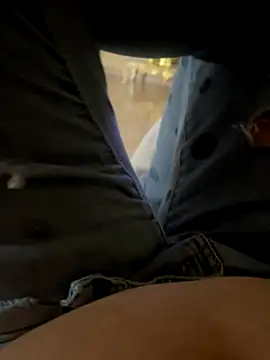 Snapshot of Bionda19 chatting on October 17, 2:41 pm Bionda19 online show from October 17, 2:41 pm