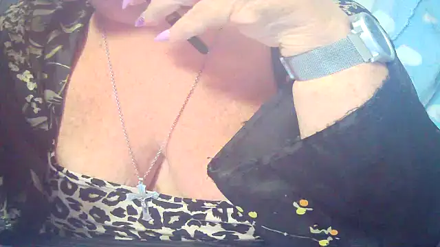 Playful MILF Demi online show from July 2, 5:13 am