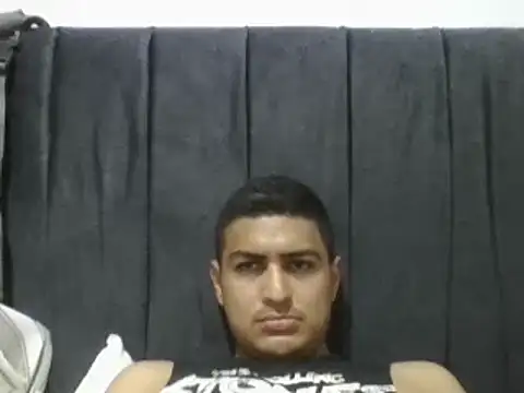 Snapshot of cerdo14562 chatting on January 11, 12:37 am cerdo14562 online show from January 11, 12:37 am