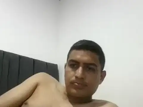 Snapshot of cerdo14562 chatting on January 11, 7:08 pm cerdo14562 online show from January 11, 7:08 pm