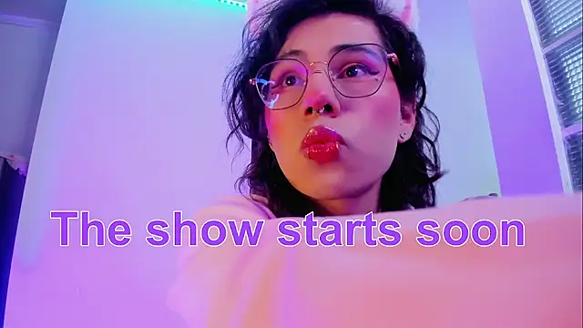 Sweet-SharoKitty online show from November 11, 6:30 pm