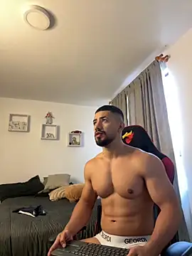 Ezzio Scolaro online show from October 17, 12:19 pm