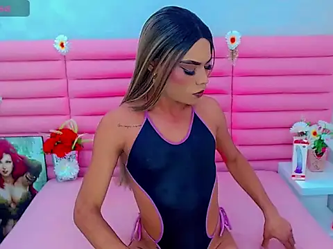 miss dania75 online show from October 12, 10:31 pm