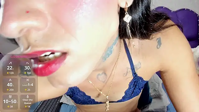 Snapshot of Mara_Summerr chatting on July 22, 10:12 pm Mara Summerr online show from July 22, 10:12 pm