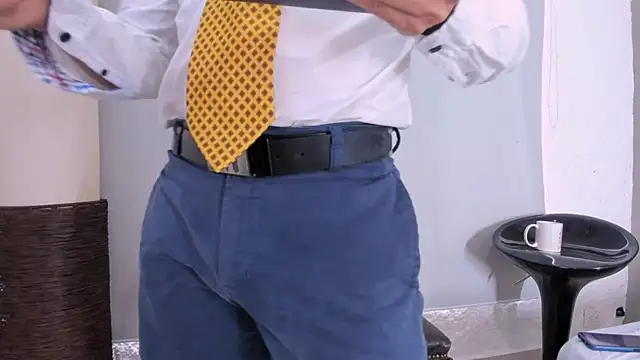  axelking  online show from November 25, 11:43 am