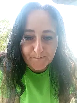 Snapshot of Bella_862 chatting on June 19, 6:01 pm Bella 862 online show from June 19, 6:01 pm
