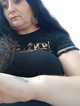 Snapshot of Bella_862 chatting on July 22, 5:27 pm Bella 862 online show from July 22, 5:27 pm