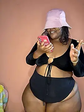 BigBootyBitch96 online show from March 15, 12:33 pm