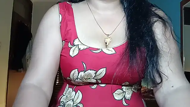 Snapshot of horny_milf_couple chatting on June 23, 6:17 pm horny milf couple online show from June 23, 6:17 pm