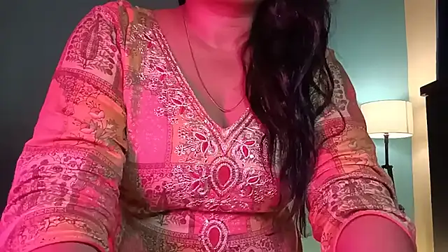 Snapshot of horny_milf_couple chatting on July 30, 7:57 pm horny milf couple online show from July 30, 7:57 pm