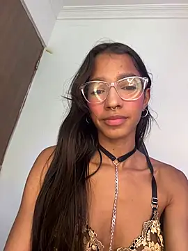 ScarletEvanss  online show from June 24, 11:09 am
