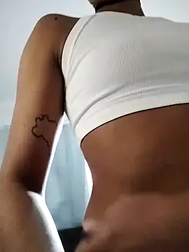 Helenoir online show from March 1, 12:40 pm