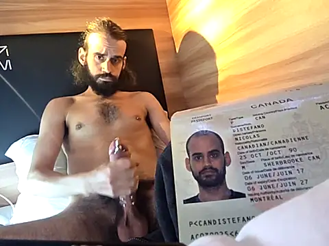 Snapshot of sexyyitaliano69 chatting on October 7, 8:17 pm sexyyitaliano69 online show from October 7, 8:17 pm