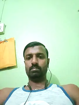 Snapshot of Hotcouplesindian1995 chatting on February 24, 4:54 am Hotcouplesindian1995 online show from February 24, 4:54 am