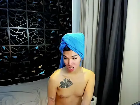 Yourdreamgoddess online show from May 3, 5:08 pm