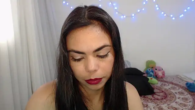 ms megan shadow online show from May 5, 7:55 pm