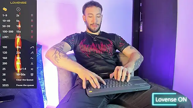 angel kyrozz online show from June 13, 7:12 pm