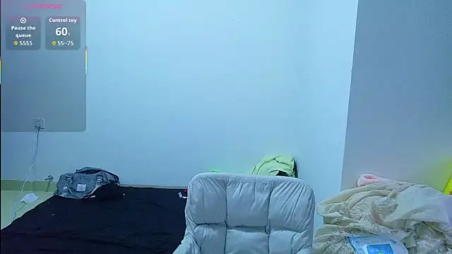 Snapshot of xiaoxi-12 chatting on November 18, 9:03 am xiaoxi-12 online show from November 18, 9:03 am