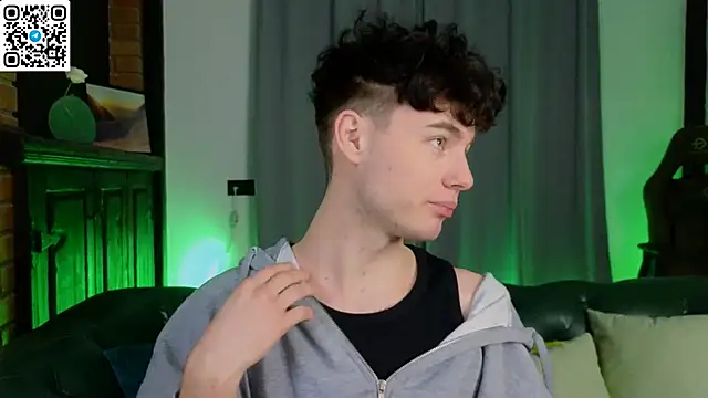 Cute Mike online show from February 28, 12:28 pm