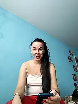 Snapshot of Stefaniyaxq chatting on November 13, 8:35 am Stefaniyaxq online show from November 13, 8:35 am