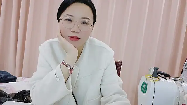 Snapshot of CCOO520 chatting on November 4, 2:05 pm CCOO520 online show from November 4, 2:05 pm