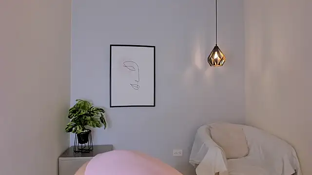 Liselotte  online show from February 4, 12:22 pm