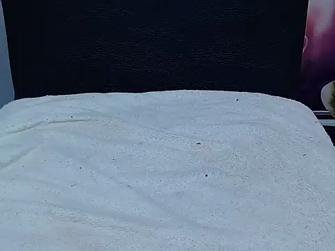 Biigg xxx online show from June 8, 6:25 am