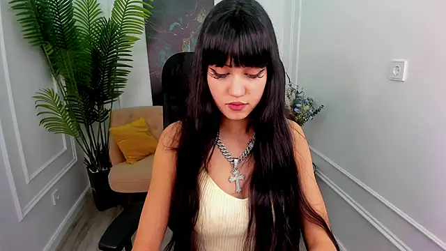 TiffanyYounge online show from January 11, 8:14 pm