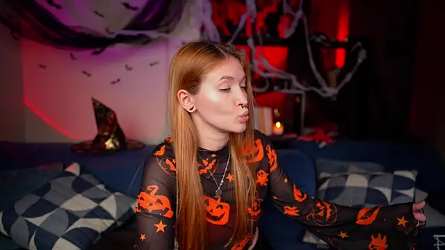 Snapshot of SsonicPorn chatting on October 29, 4:31 pm SsonicPorn online show from October 29, 4:31 pm