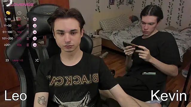 twink boysss online show from October 19, 3:01 pm