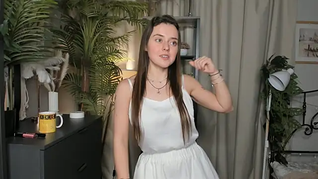 ThelmaJusto online show from October 27, 3:49 pm