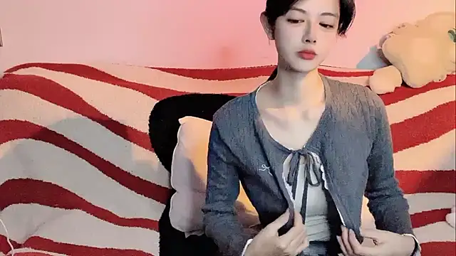 Snapshot of Nuomio chatting on February 25, 6:17 pm Nuomio online show from February 25, 6:17 pm