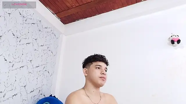 Snapshot of Dominic_king7 chatting on October 9, 5:44 pm Dominic king7 online show from October 9, 5:44 pm