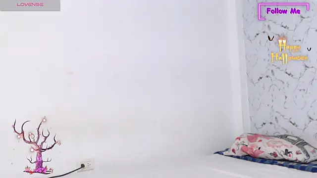 Snapshot of Dominic_king7 chatting on October 26, 1:33 am Dominic king7 online show from October 26, 1:33 am