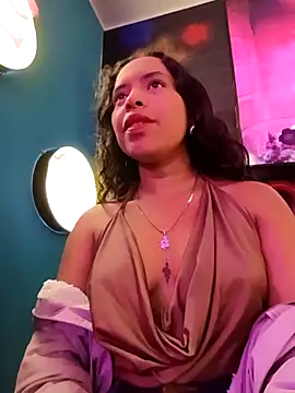 Amayavaldes online show from November 11, 2:22 am