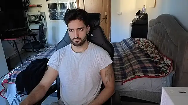 Al3xox02 online show from January 14, 11:38 am