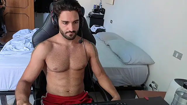 Al3xox02 online show from June 4, 8:42 am