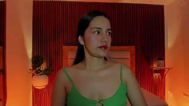 Snapshot of kaitt_ chatting on July 3, 11:27 am kaitt online show from July 3, 11:27 am