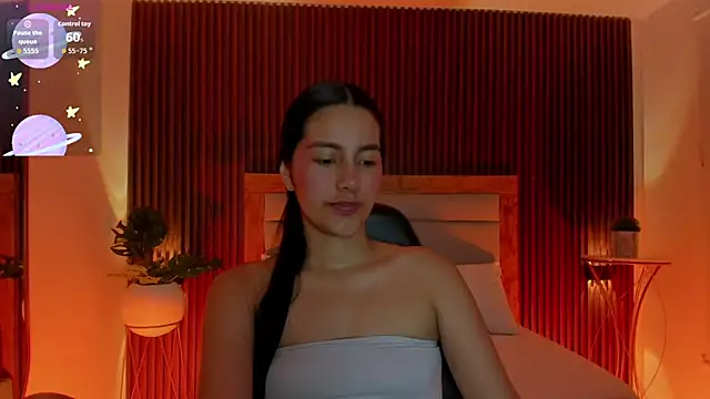 Snapshot of kaitt_ chatting on July 8, 11:48 am kaitt online show from July 8, 11:48 am