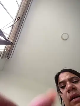 Stefany Bam online show from December 16, 6:13 pm