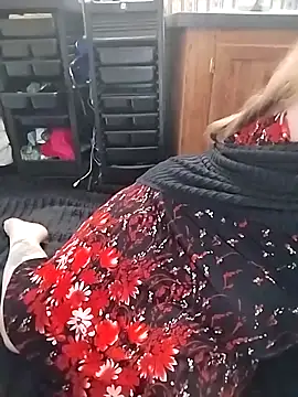 AugustRayn online show from February 3, 3:04 am