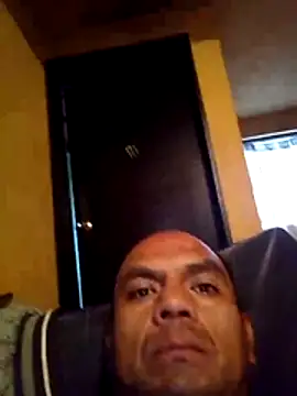 Snapshot of ANGELLHN chatting on October 17, 9:28 pm ANGELLHN online show from October 17, 9:28 pm