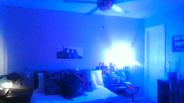 nvthvn555 online show from October 18, 11:38 pm