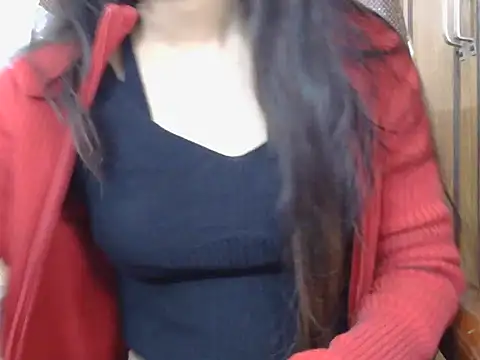 Snapshot of priti_singhaniya chatting on December 2, 5:24 am priti singhaniya online show from December 2, 5:24 am