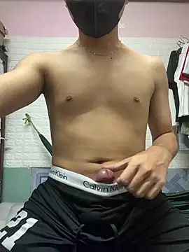 Snapshot of Boyshuaaa chatting on October 27, 2:43 pm Boyshuaaa online show from October 27, 2:43 pm