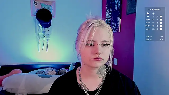 Snapshot of bixxxiz chatting on October 17, 9:23 am bixxxiz online show from October 17, 9:23 am