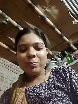 Snapshot of ayesha0001122 chatting on October 13, 6:19 pm ayesha0001122 online show from October 13, 6:19 pm